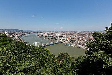 没赶上热乎的 Peter Molyneux区块链新游下月推出